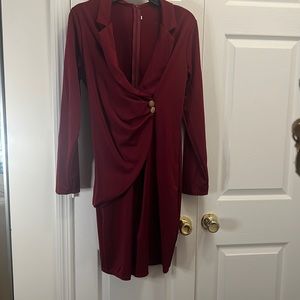 Basic maroon dress